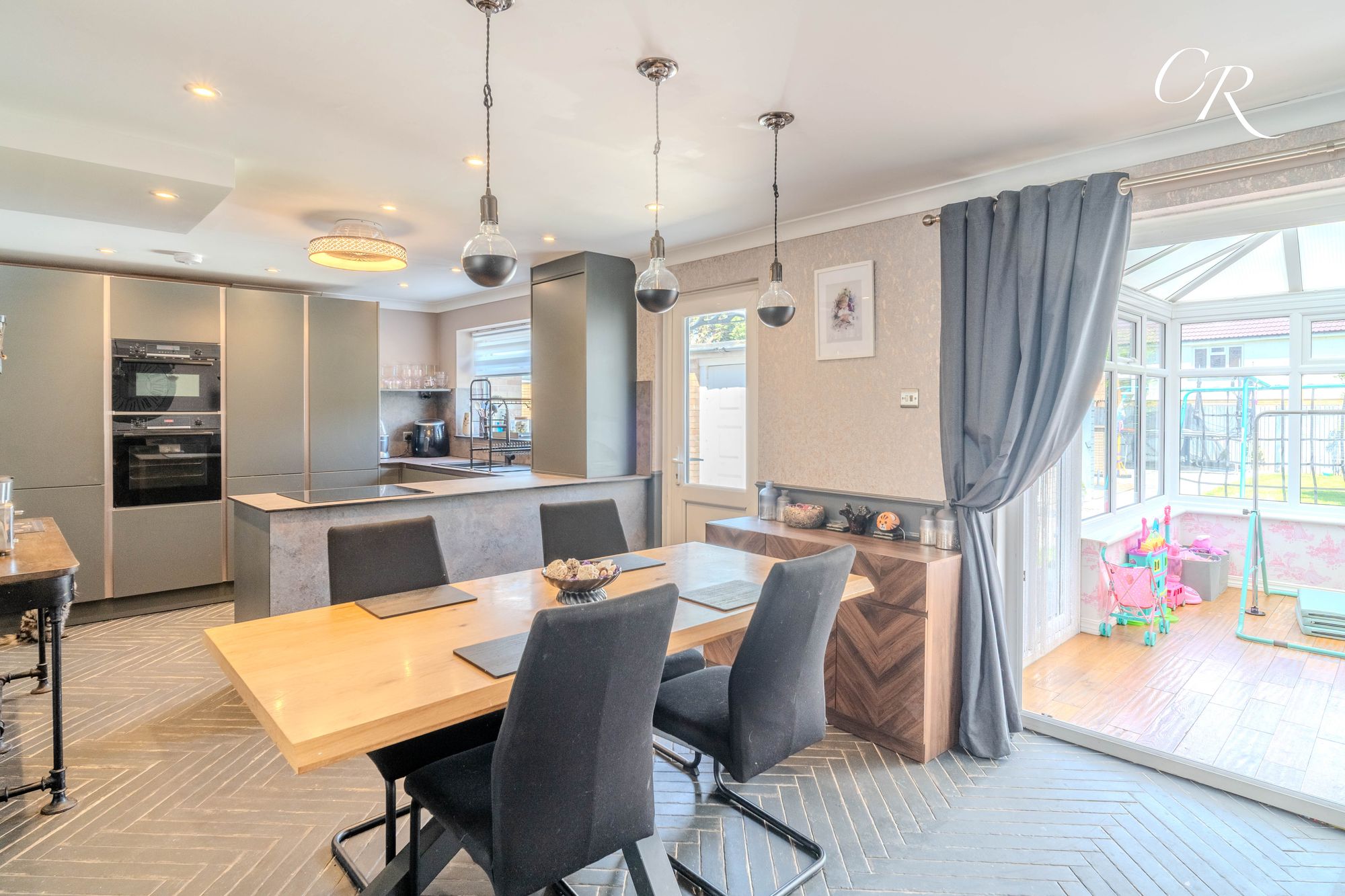 Caernarvon Road, Cheltenham, GL51