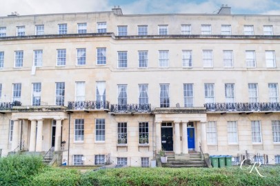 Lansdown Crescent, Lansdown