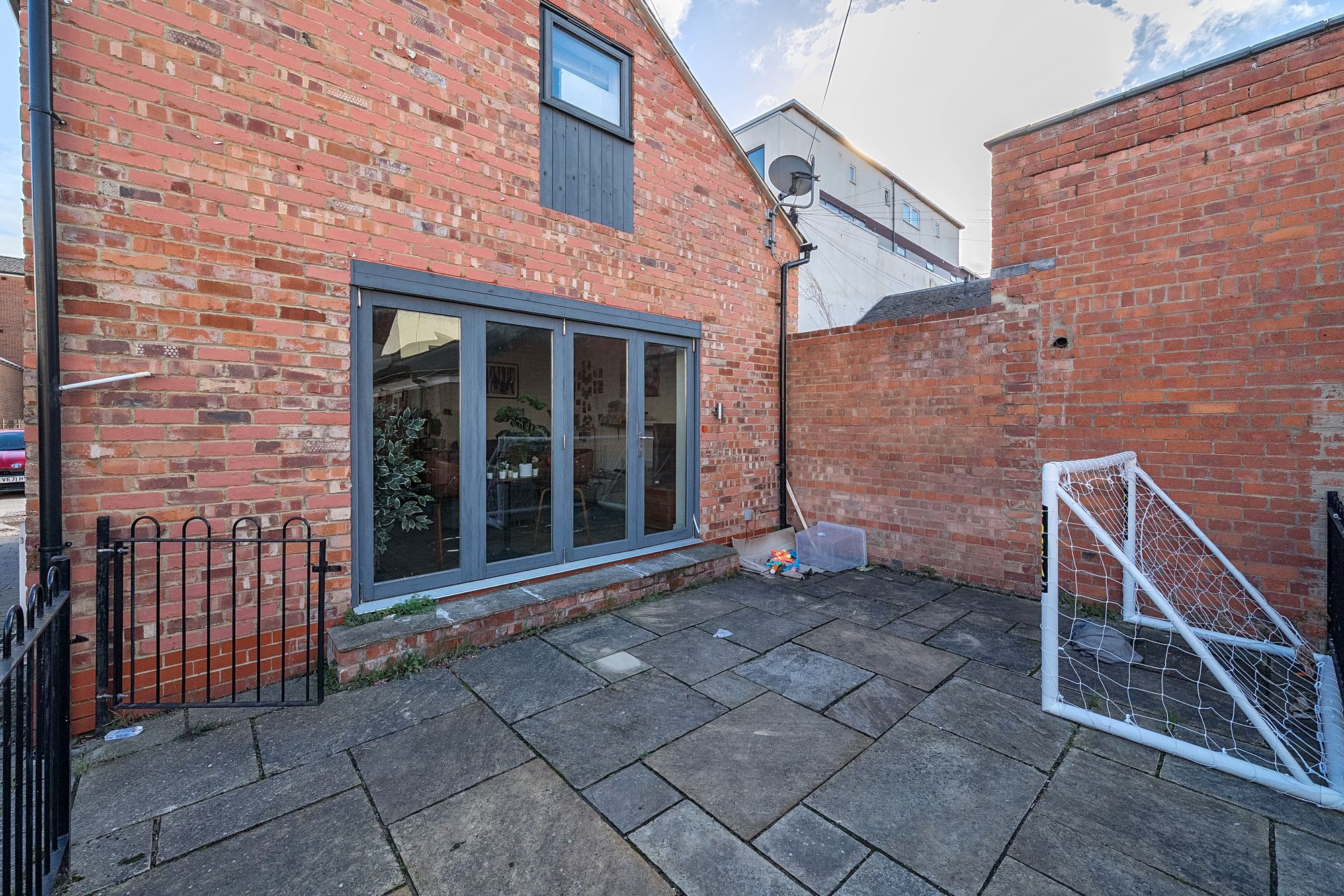 Albion Place, Cheltenham Town Centre