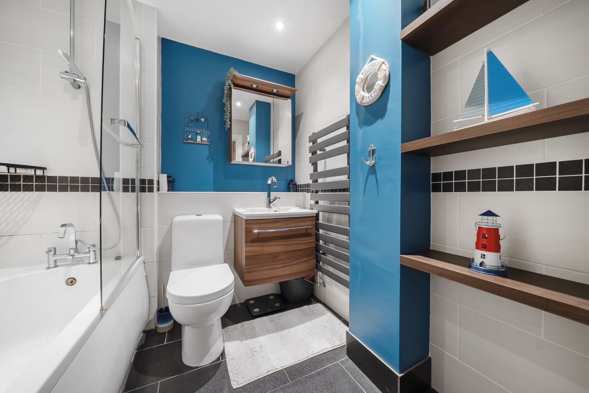 Brookbank Close, Emperor Court, GL50