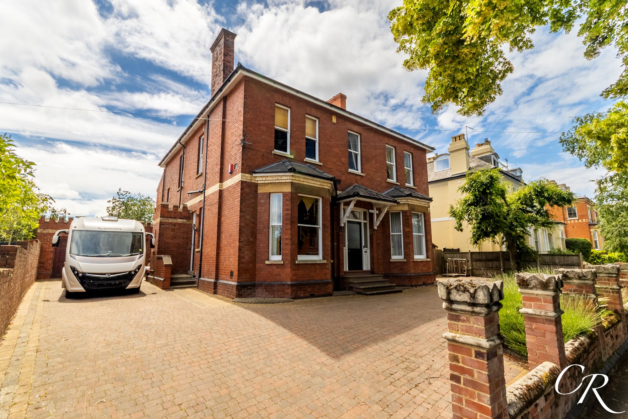 191 Hewlett Road, Cheltenham, GL52