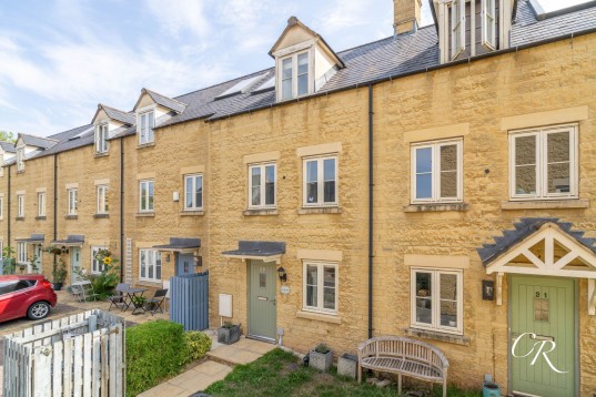 Coln Gardens, Andoversford, GL54