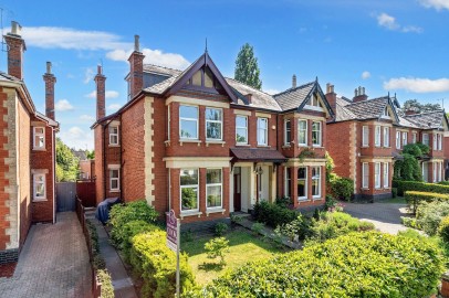 Leckhampton Road, Cheltenham, GL53