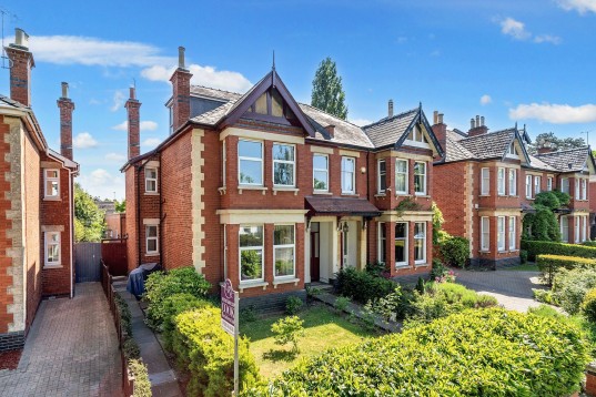 Leckhampton Road, Cheltenham, GL53