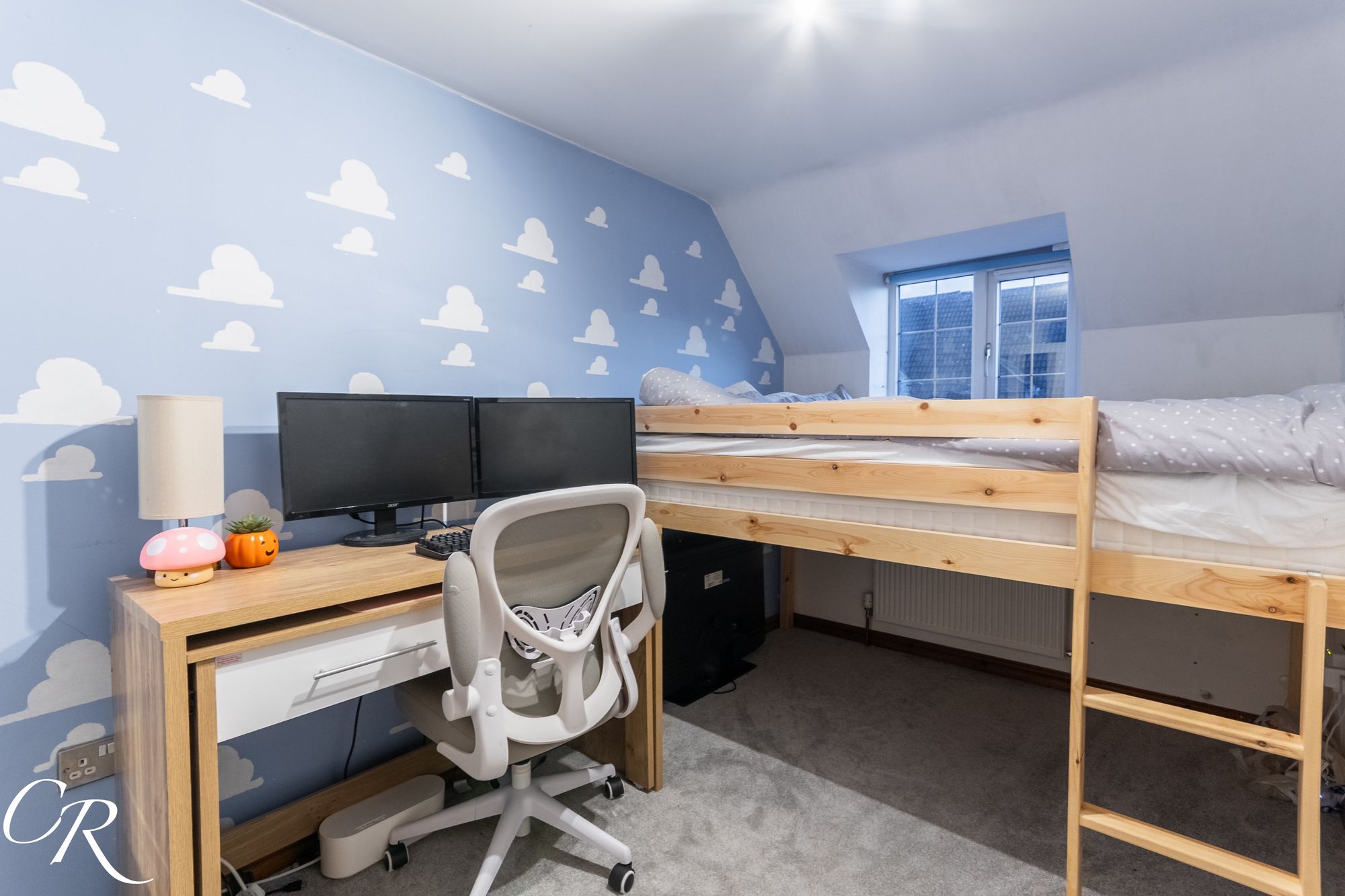 Bronte Close, Up Hatherley