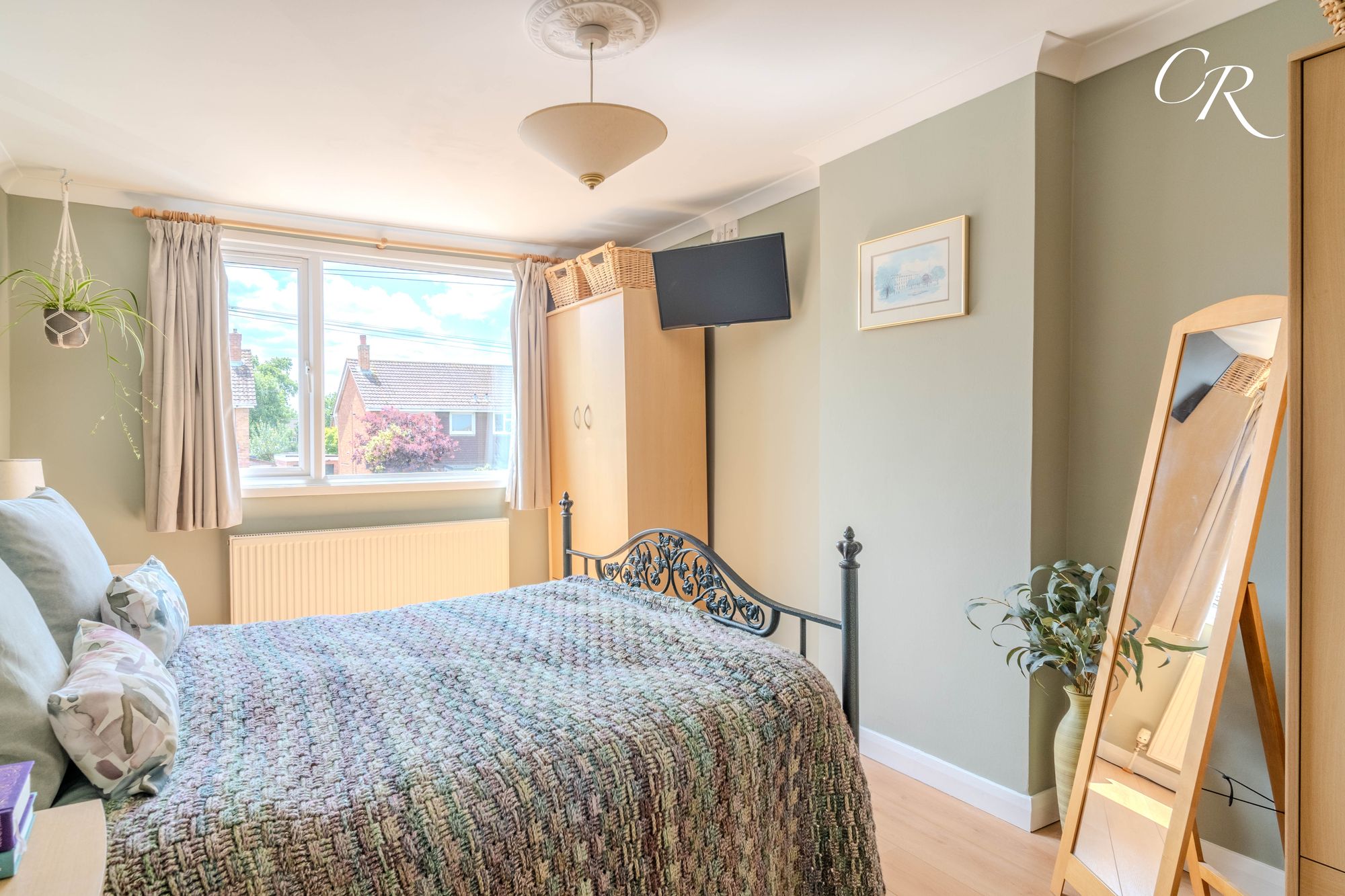 Caernarvon Road, Cheltenham, GL51