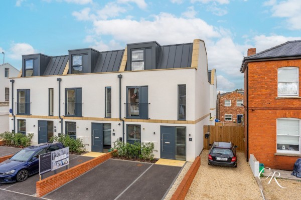 View Carlton Street, Cheltenham