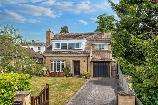 Charlton Drive, Charlton Kings, GL53