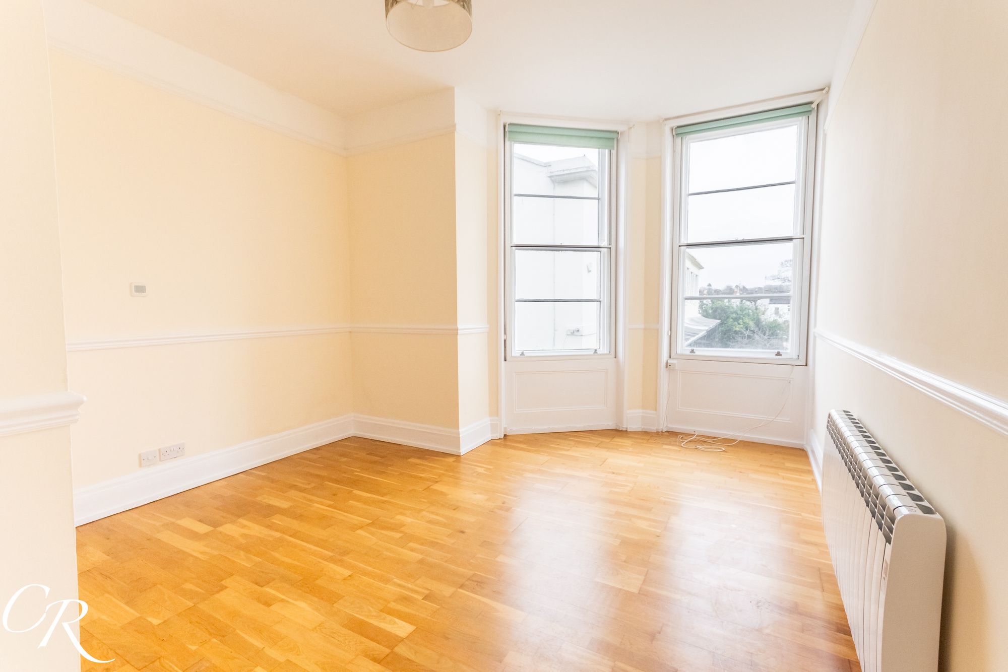 London Road, Town Centre