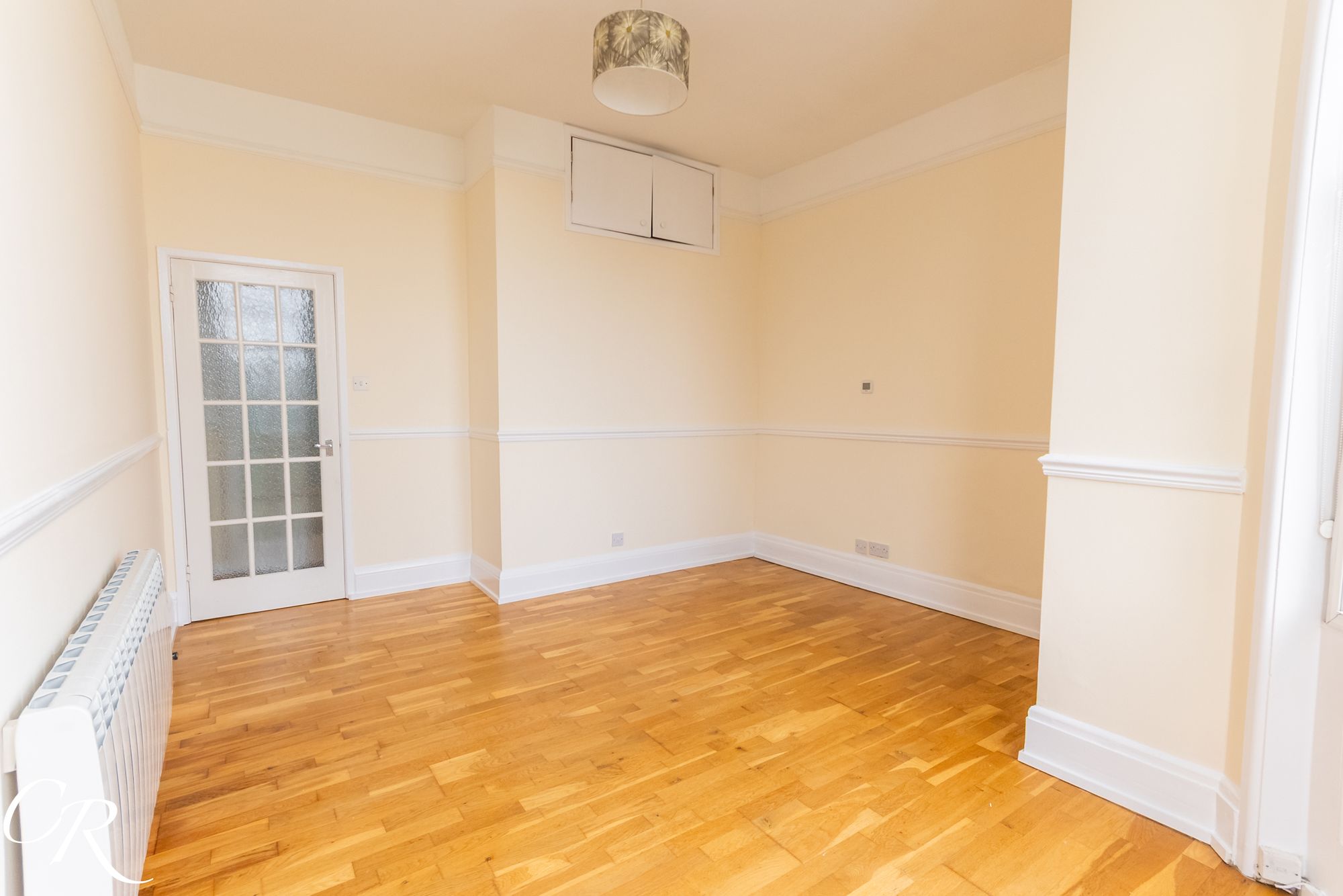 London Road, Town Centre