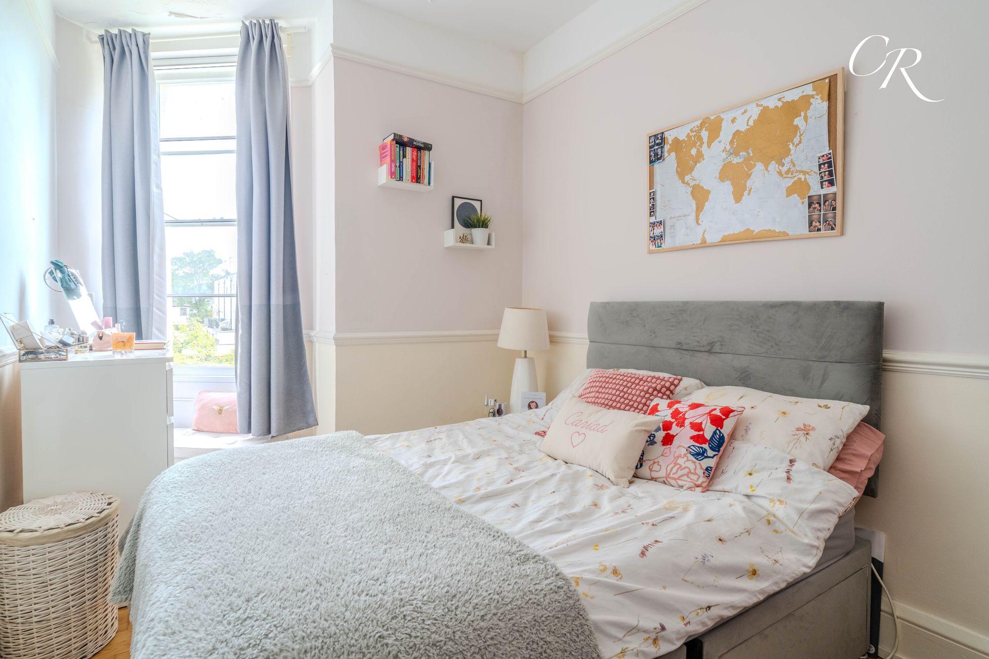 London Road, Cheltenham, GL52