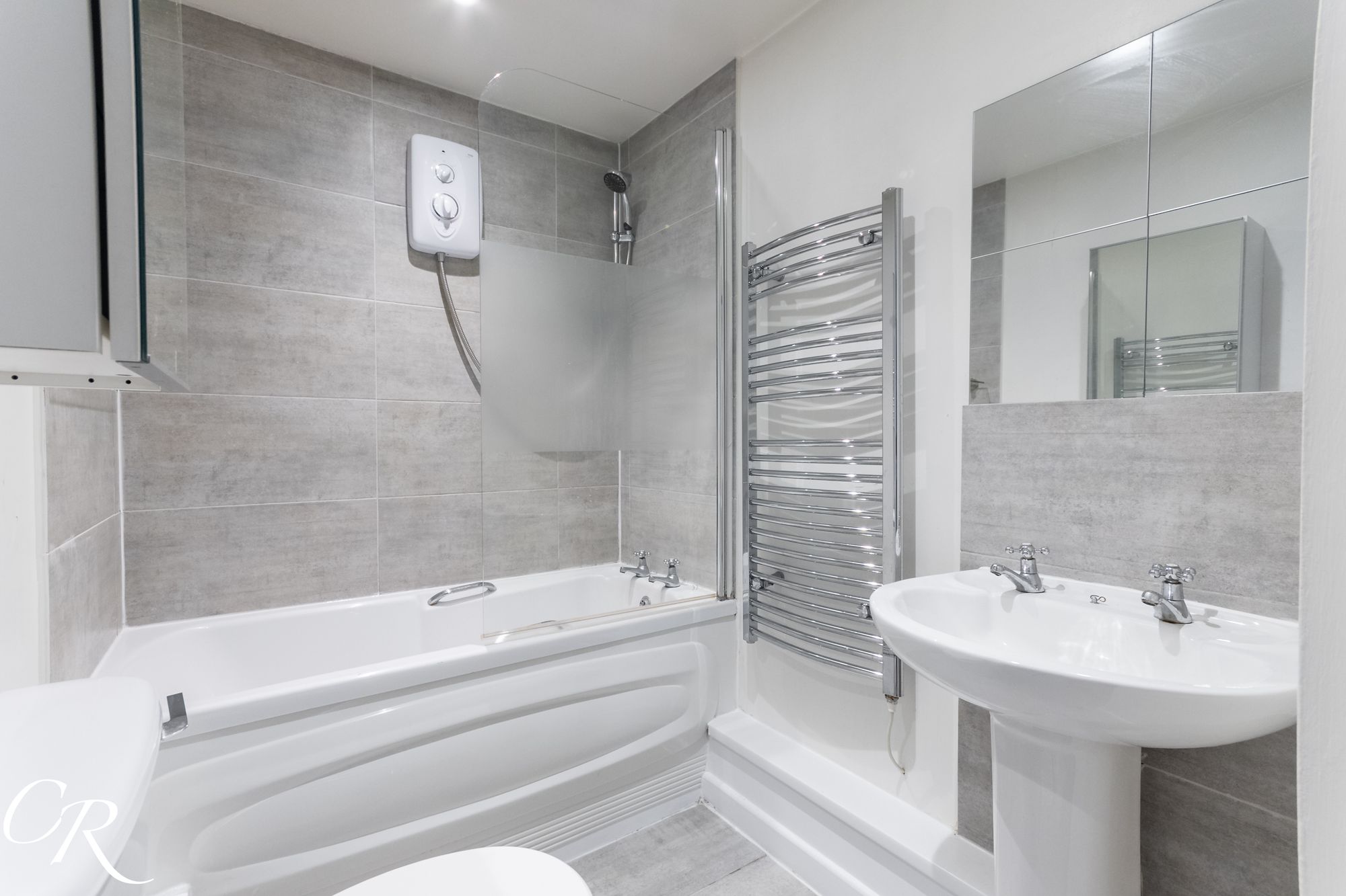 London Road, Town Centre