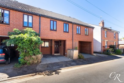 Naunton Parade, Leckhampton