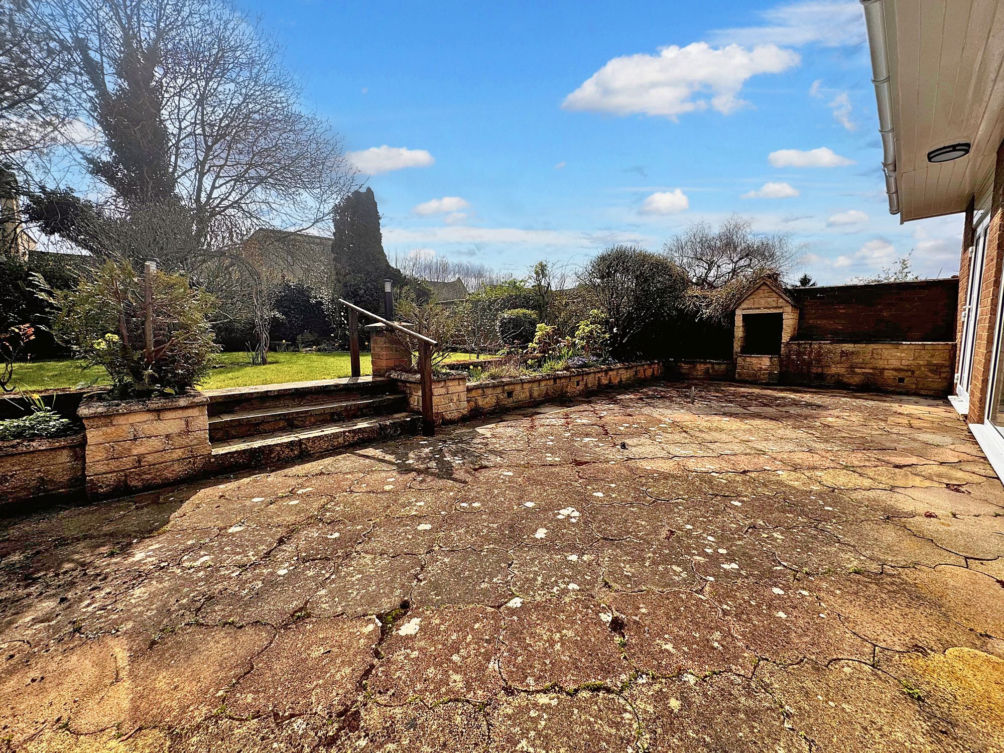 Southam Lane, Southam