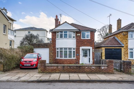 Hayes Road, Cheltenham, GL52