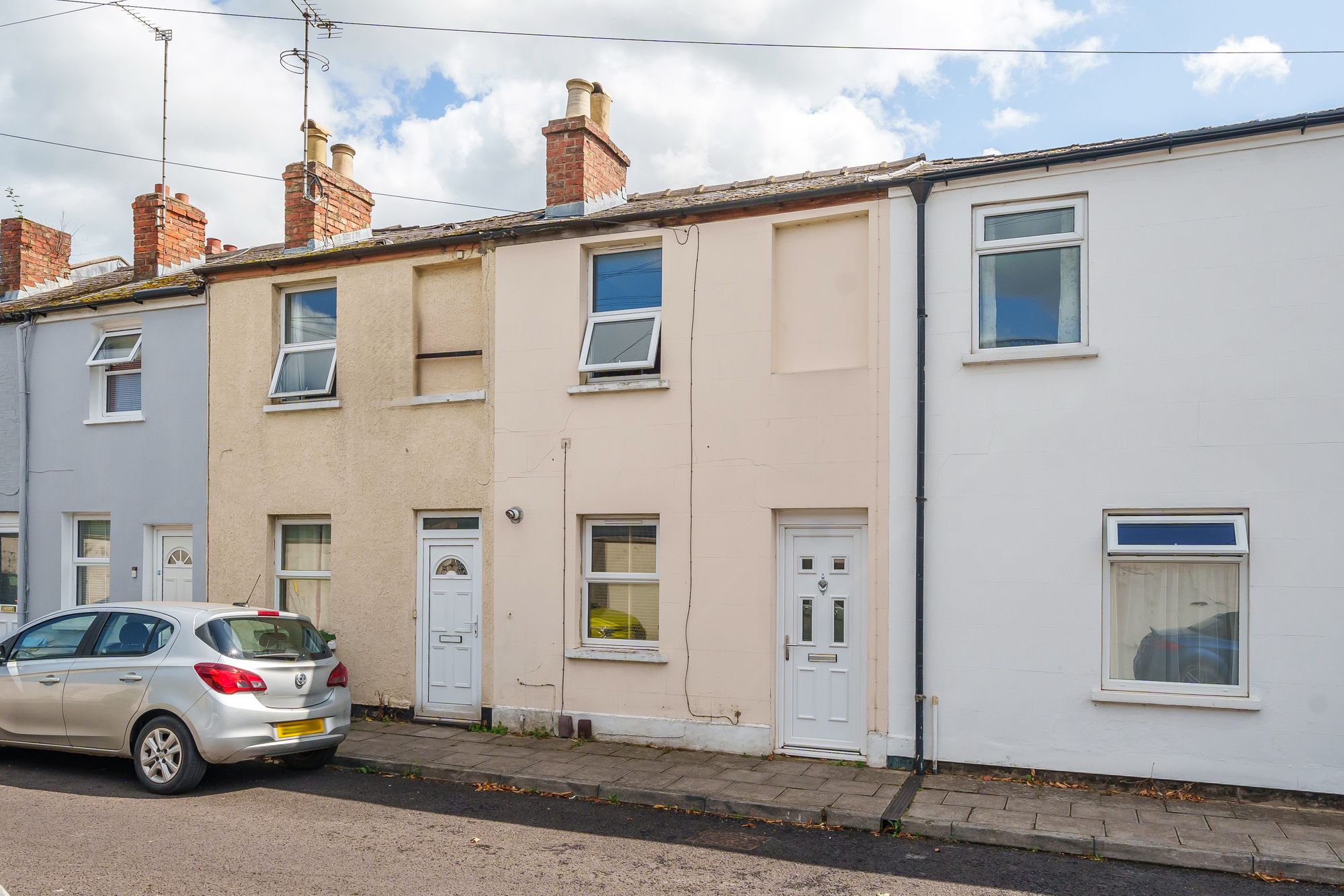 Russell Place, Cheltenham, GL51