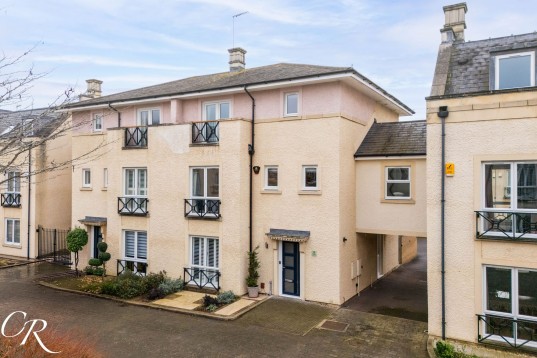 Lexington Square, Cheltenham, GL52