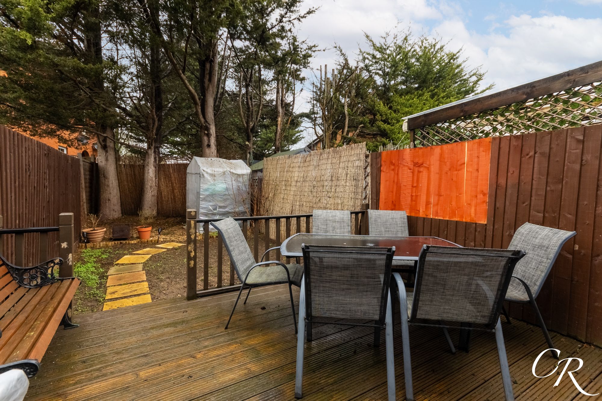 River Leys, Swindon Village