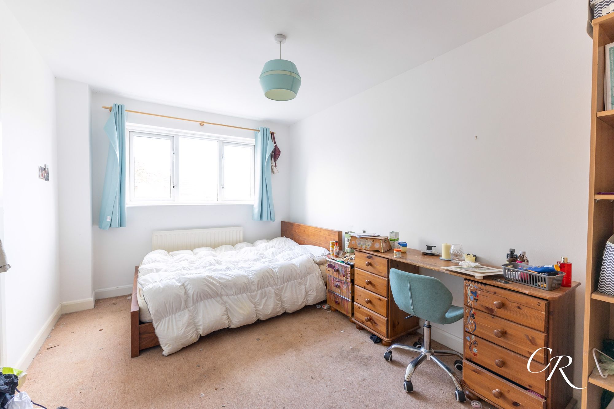 Barrington Avenue, The Reddings