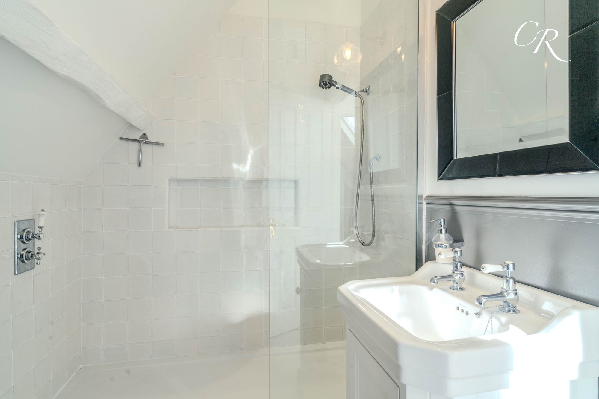 Malvern Place, The Malverns Malvern Place, GL50