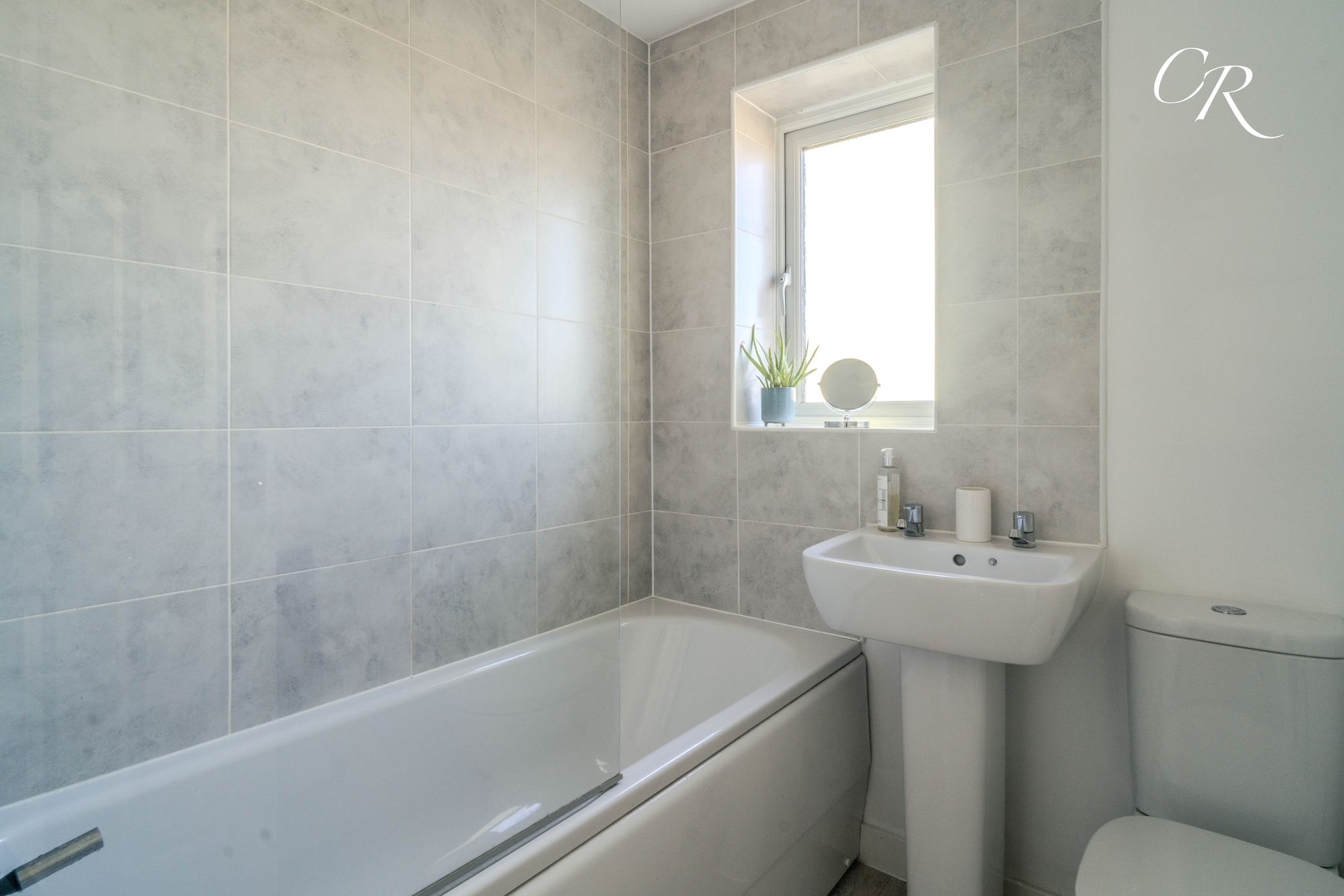 Fairford Road, Cheltenham, GL52