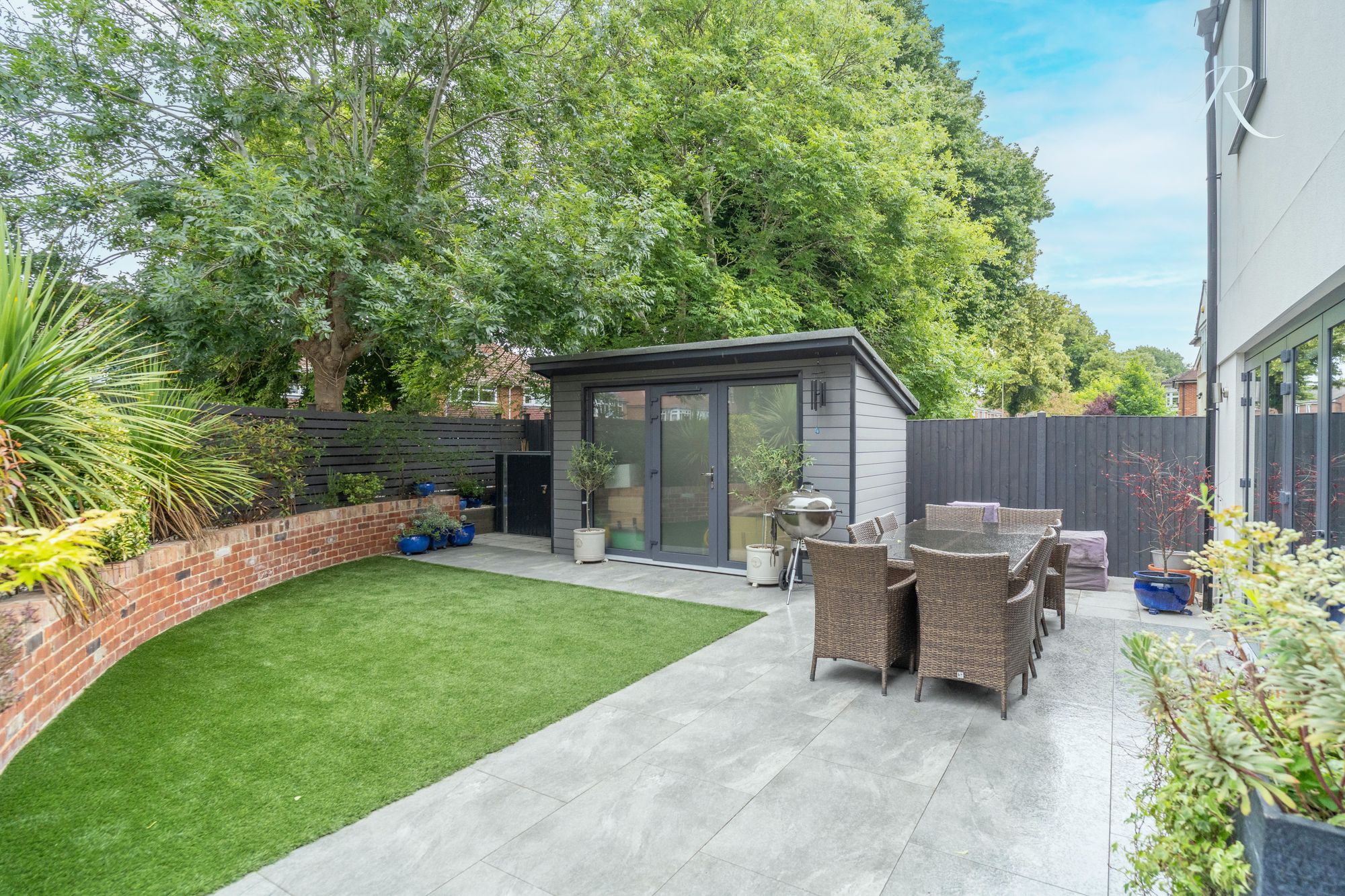 Netherwood Gardens, Cheltenham, GL51