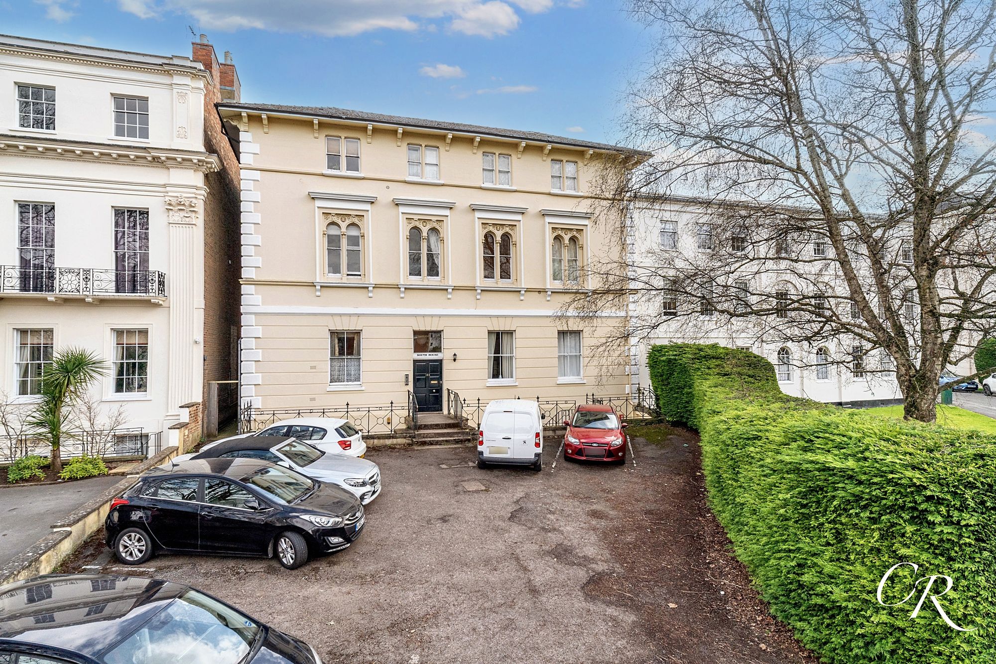 Bath Road, South House, GL53