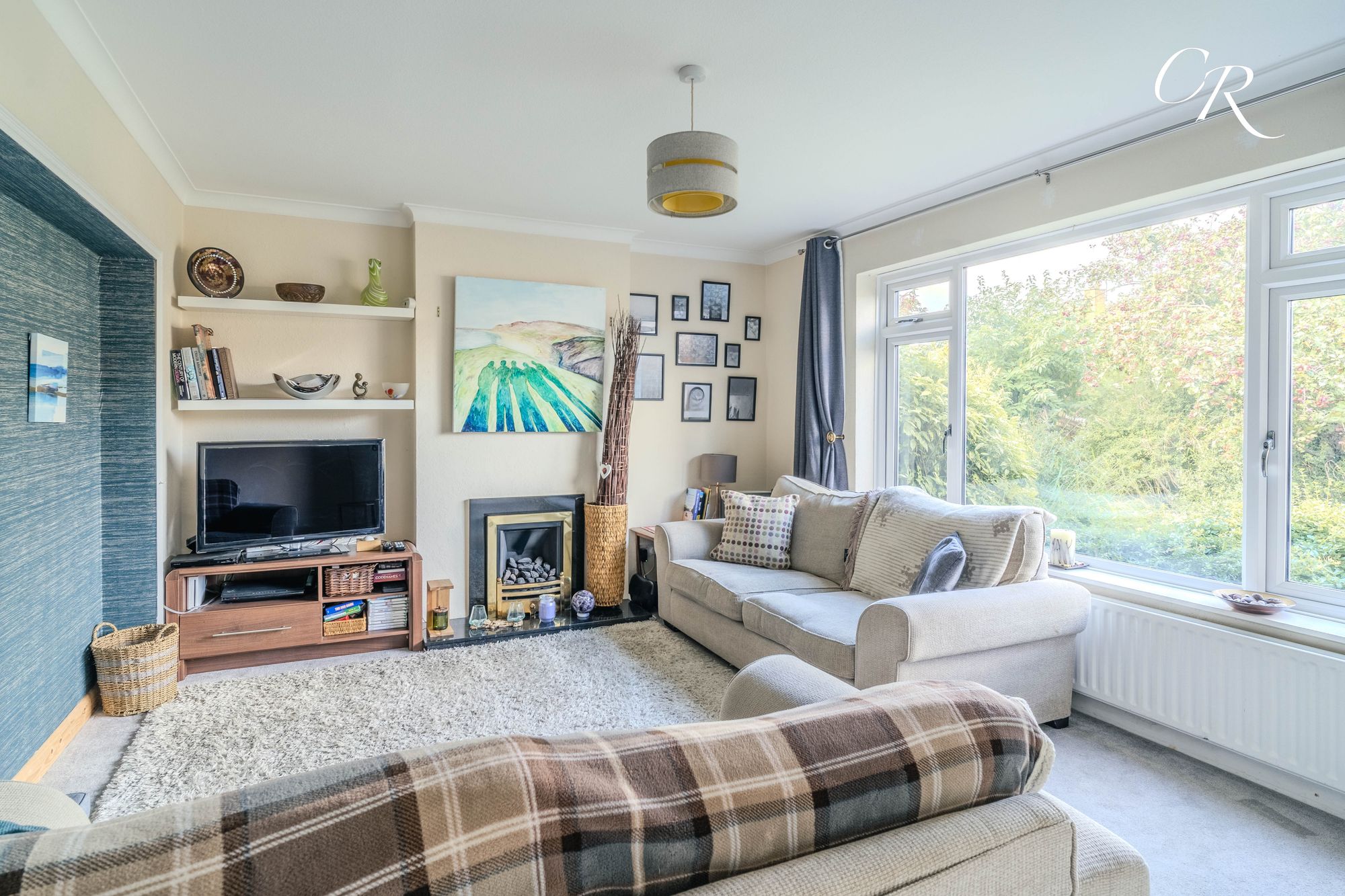 Bisley Road, Benhall