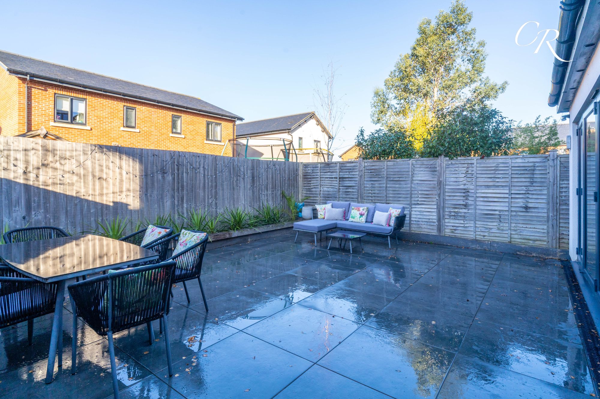 Flora Close, Prestbury